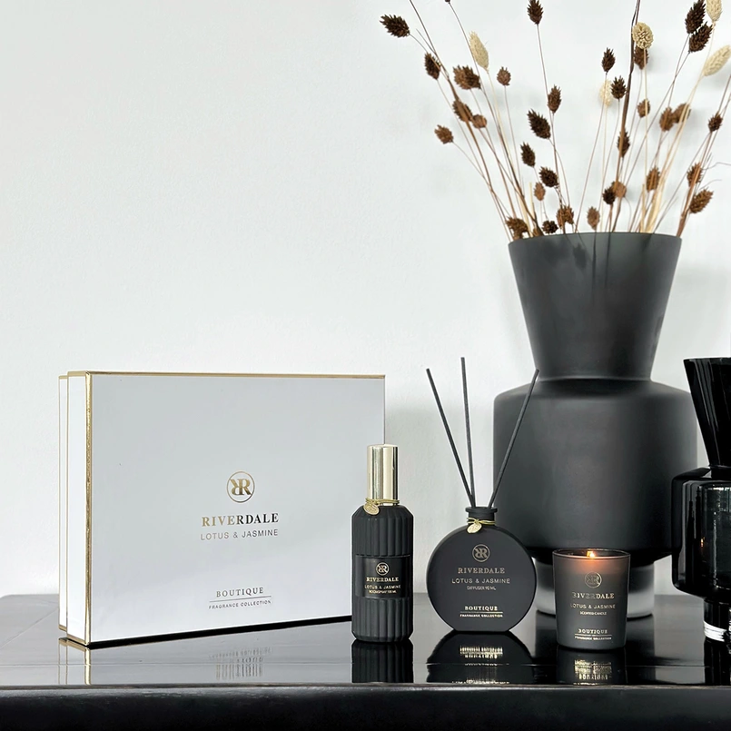 Cadeau Boutique L Lotus & Jasmine