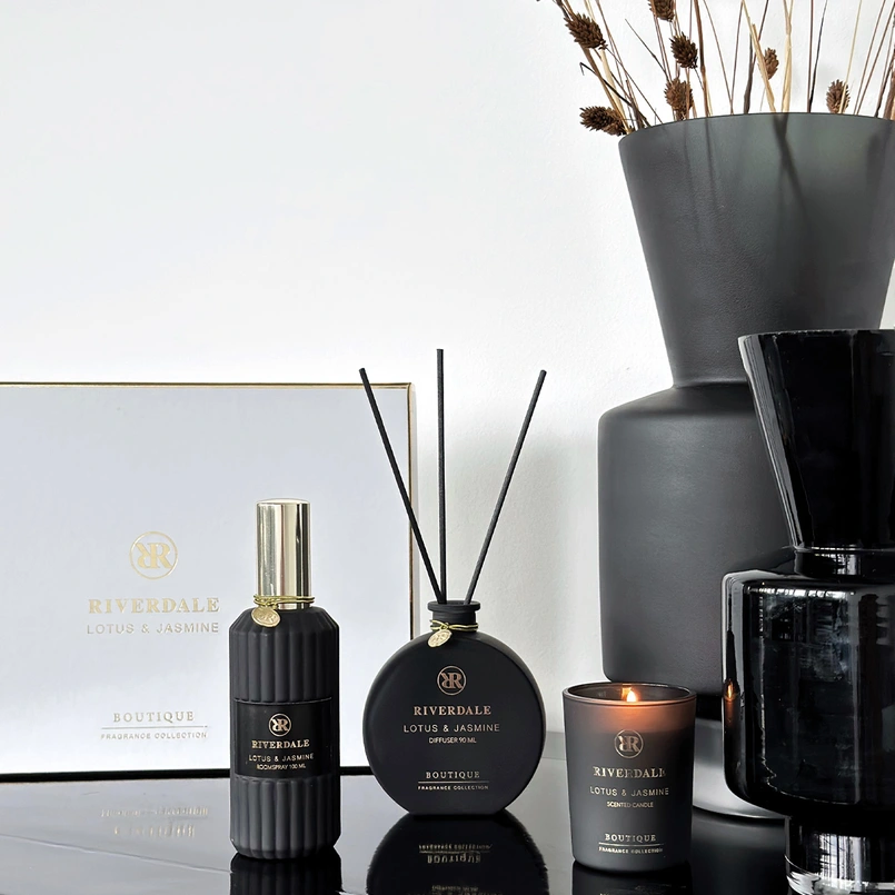 Cadeau Boutique L Lotus & Jasmine