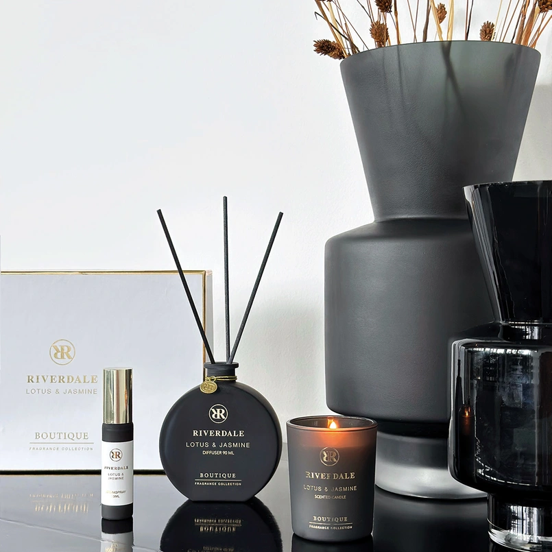 Cadeau Boutique M Lotus & Jasmine