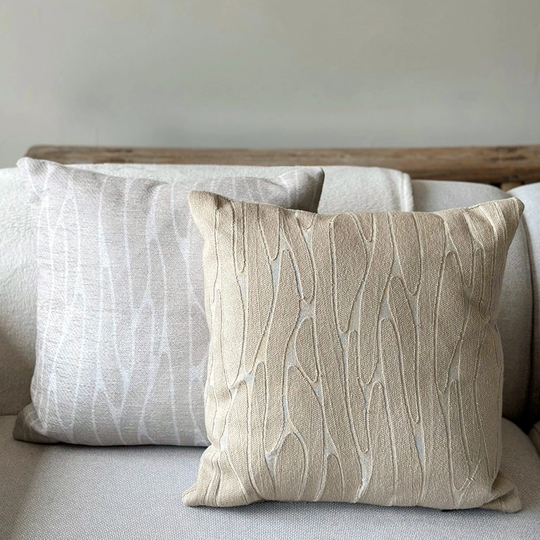 Cushion Bo embro 45x45cm sand