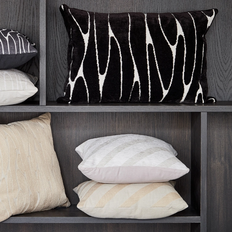 Cushion Fi 50x70cm black
